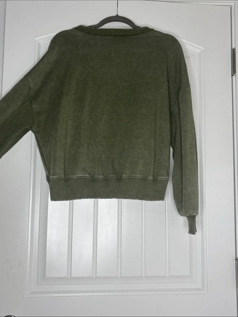 Zenana Outfitters Olive Green Washed Crewneck Sweatshirt - Picture 4 of 4
